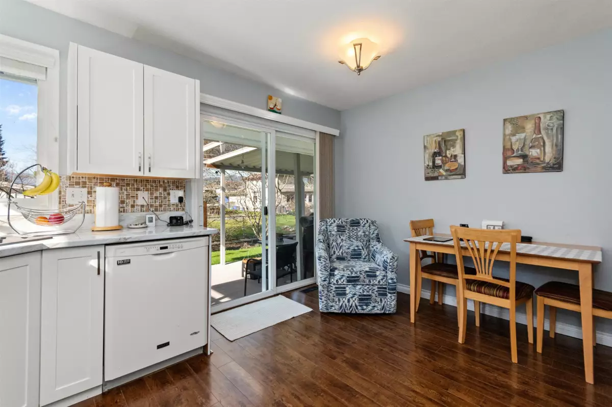Kitchen Island Photo of 31 45175 Wells Road, Chilliwack, BC