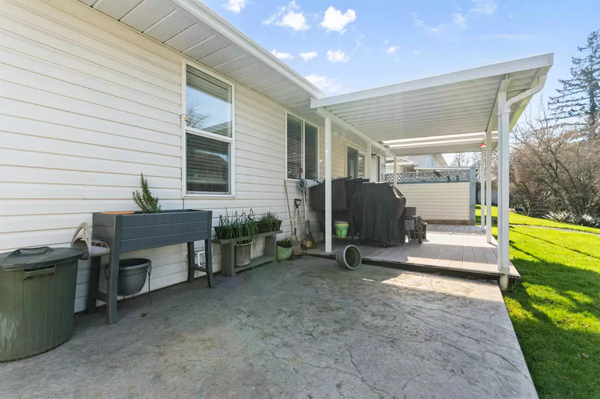 Mudroom Photo of 31 45175 Wells Road, Chilliwack, BC