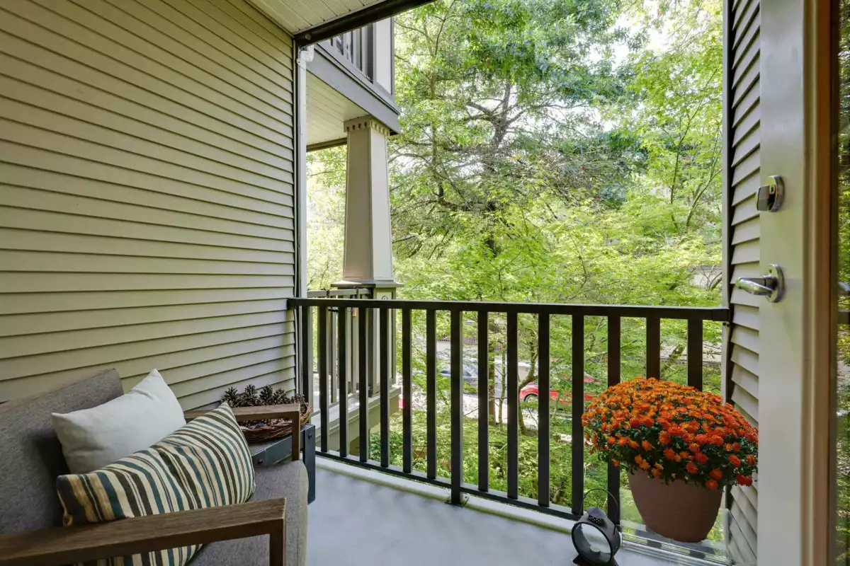 Family Room Photo of 304 1388 Nelson Street, Vancouver, BC