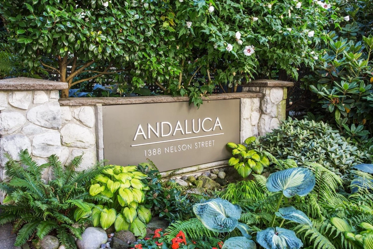 Laundry Room Photo of 304 1388 Nelson Street, Vancouver, BC