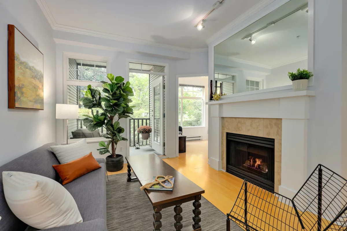 Living Room Photo of 304 1388 Nelson Street, Vancouver, BC