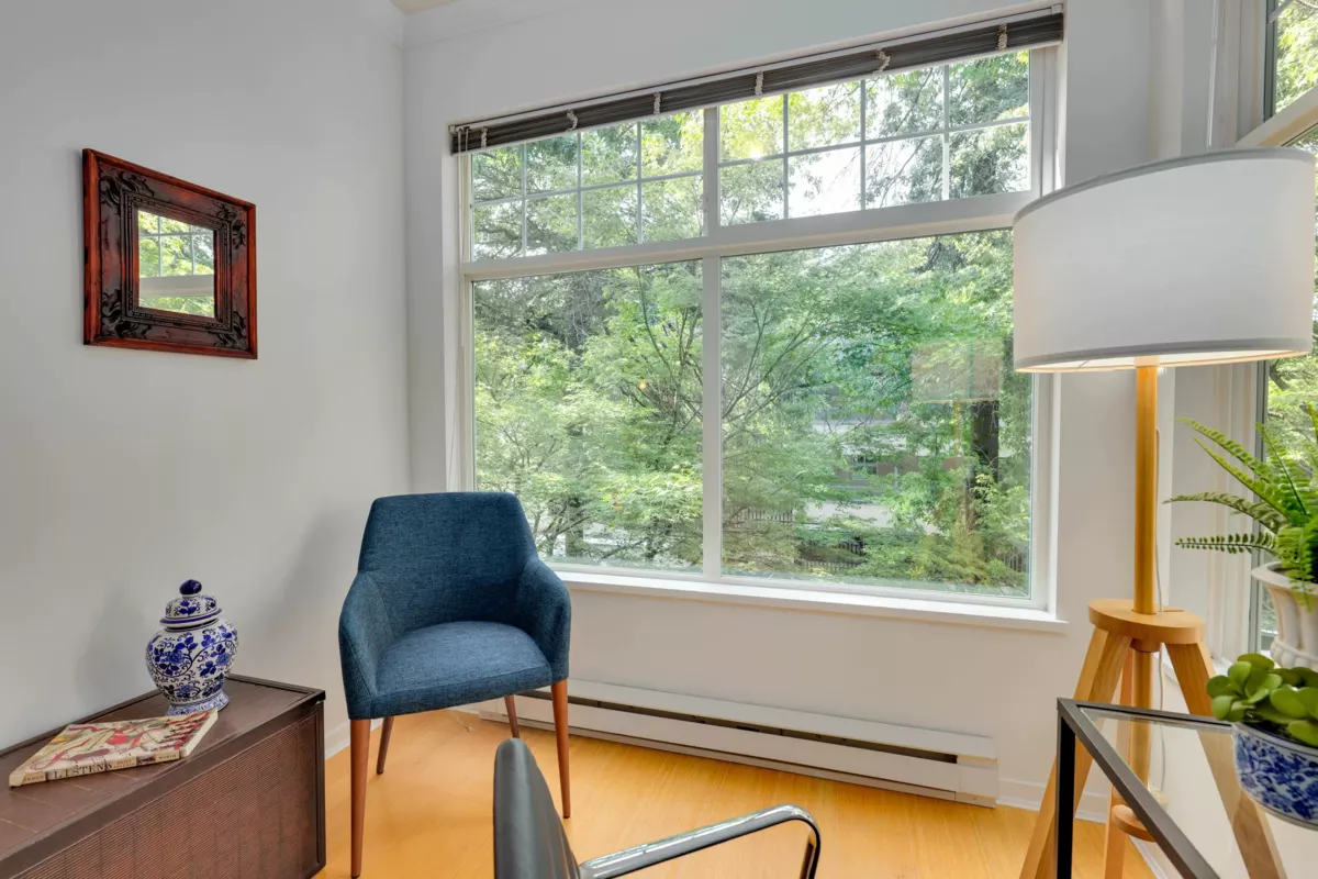 Powder Room Photo of 304 1388 Nelson Street, Vancouver, BC