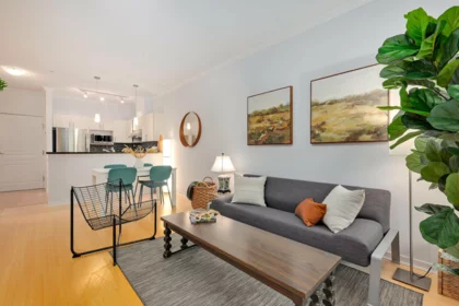 304 1388 Nelson Street, Vancouver, BC