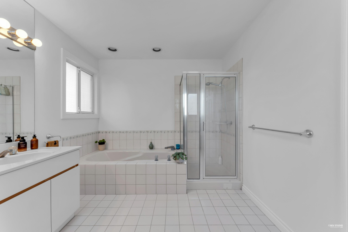 Garage Interior Photo of 6835 Heather Street, Vancouver, BC