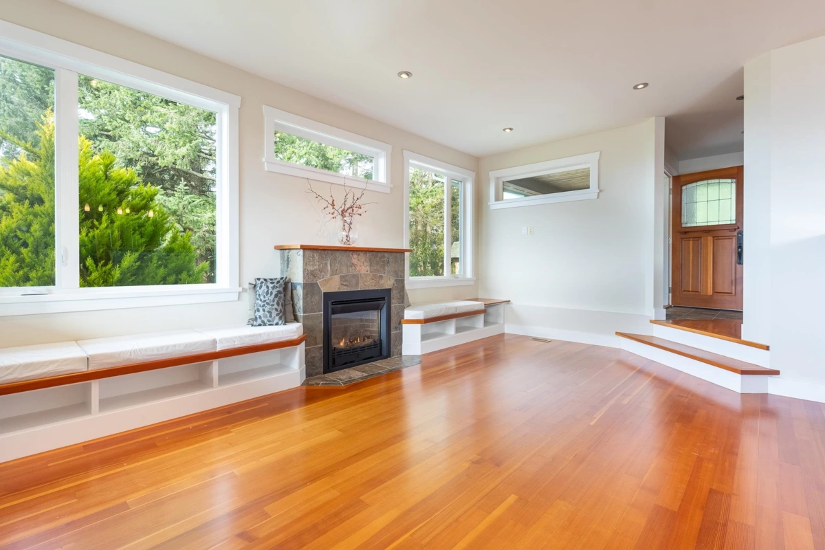 Entry Foyer Photo of 5012 Geer Road, Sechelt, BC