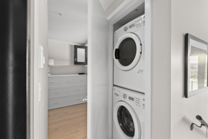 Laundry Room Photo of 414 220 Salter Street, New Westminster, BC