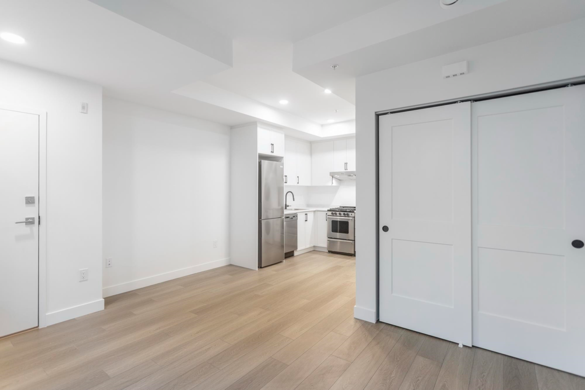Entry Foyer Photo of 120 720 Robinson Street, Coquitlam, BC