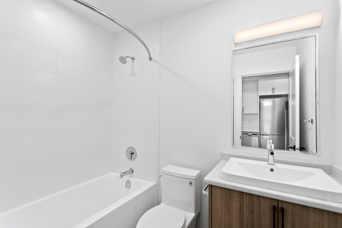 Garden / Landscaping Photo of 120 720 Robinson Street, Coquitlam, BC