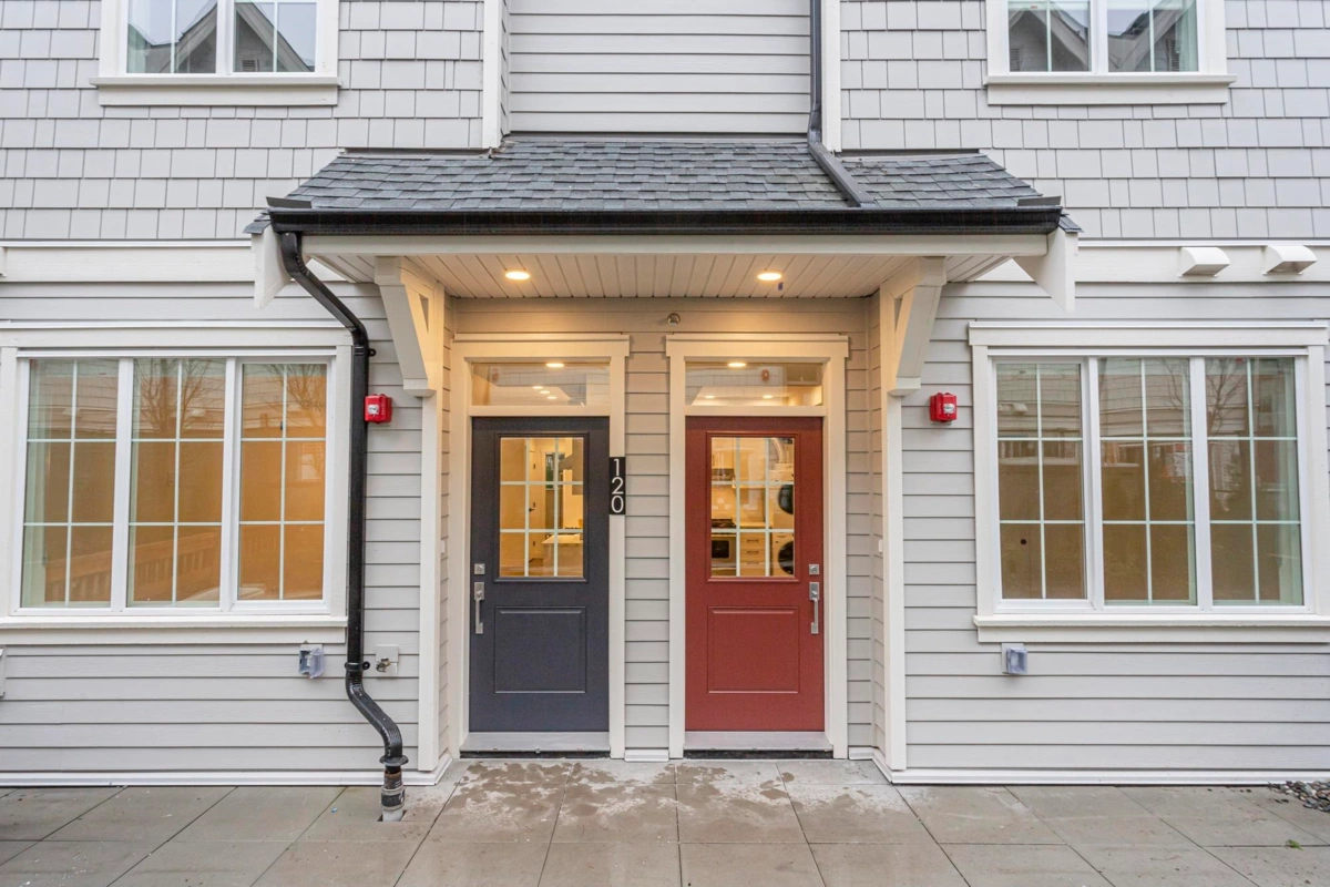 Hot Tub / Spa Photo of 120 720 Robinson Street, Coquitlam, BC