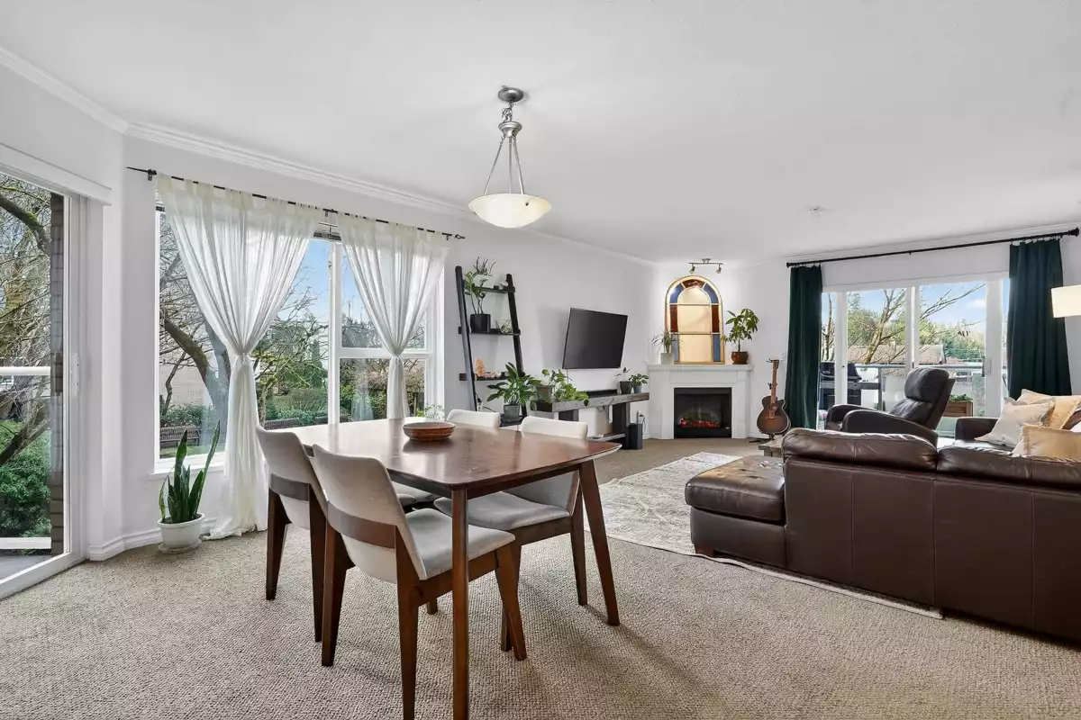 Kitchen Island Photo of 210 22255 122 Avenue, Maple Ridge, BC