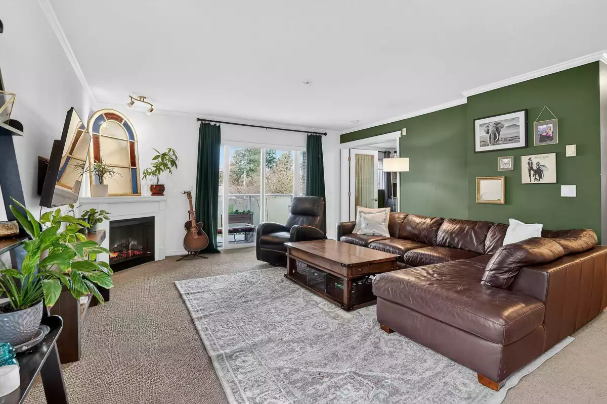 Living Room Photo of 210 22255 122 Avenue, Maple Ridge, BC