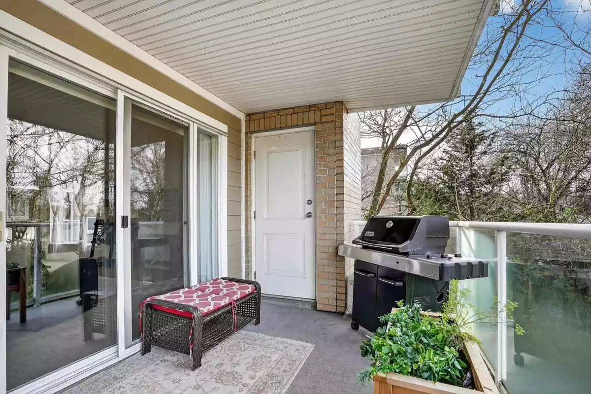 Mudroom Photo of 210 22255 122 Avenue, Maple Ridge, BC