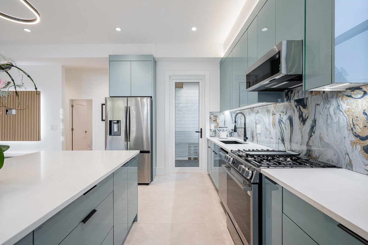 Breakfast Nook Photo of 101 1204 Hammond Avenue, Coquitlam, BC