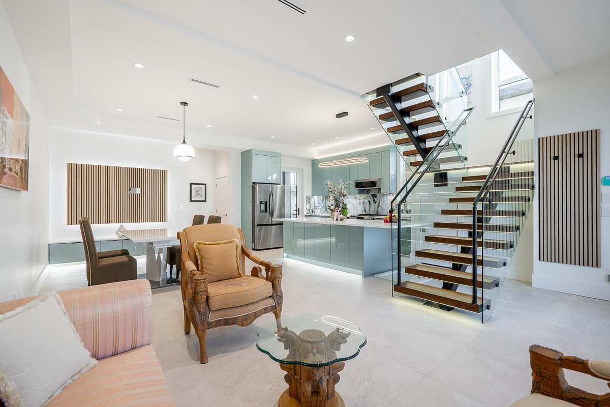 Family Room Photo of 101 1204 Hammond Avenue, Coquitlam, BC