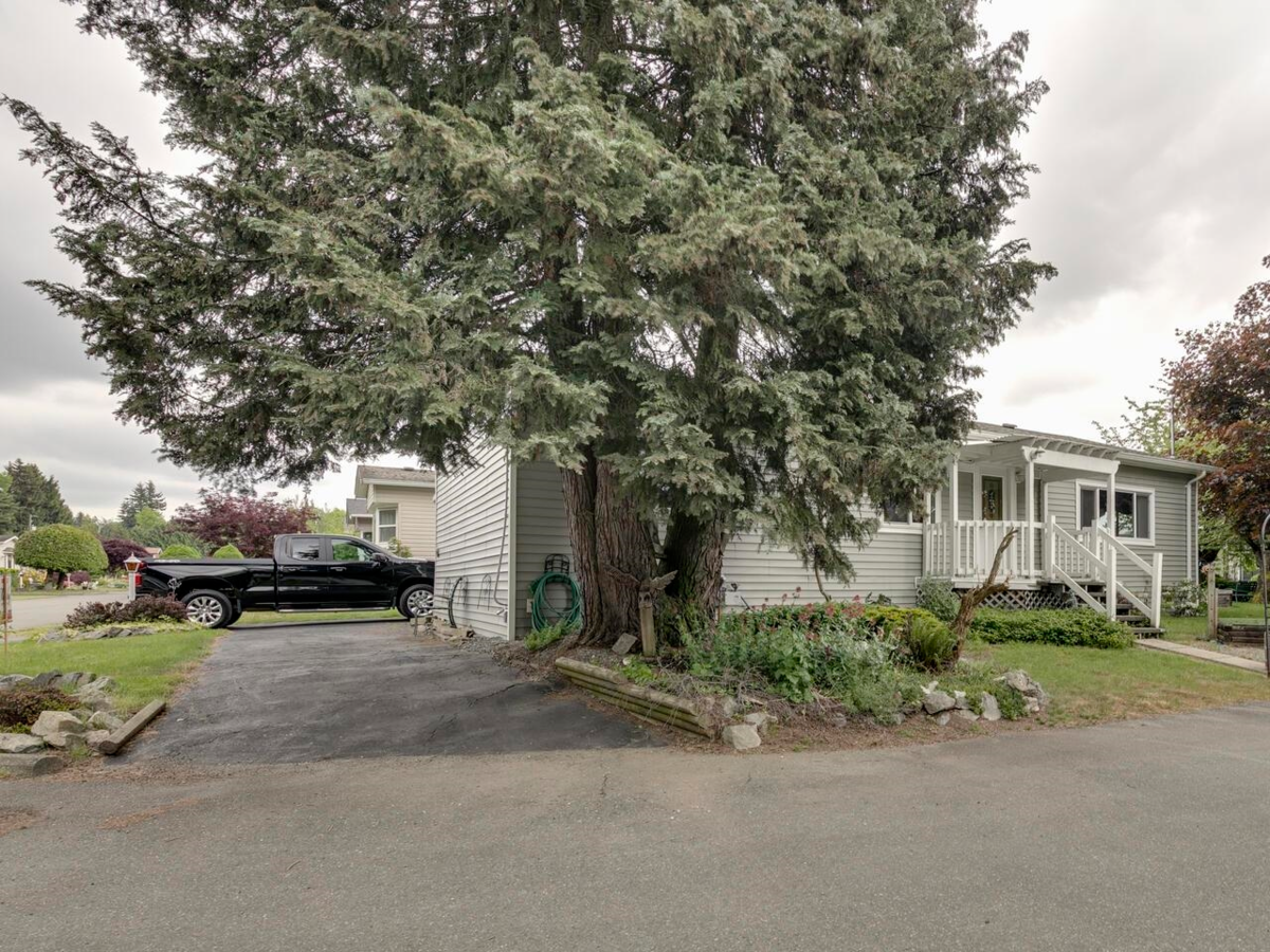 Exterior Rear Photo of 70 31313 Livingstone Avenue, Abbotsford, BC