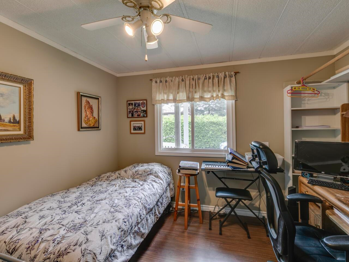 Hallway Photo of 70 31313 Livingstone Avenue, Abbotsford, BC