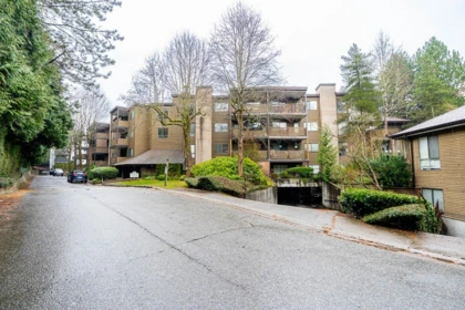 203 10680 151a Street, Surrey, BC, Surrey — Apartment/Condo for sale