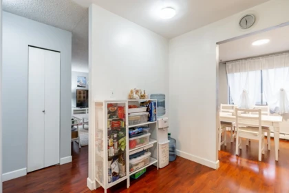 Primary Bathroom Photo of 203 10680 151a Street, Surrey, BC
