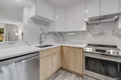 27 6100 Tiffany Boulevard, Richmond, BC, Richmond — Townhouse for sale