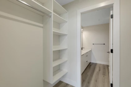 Basement Recreation Room Photo of 505 6285 King George Boulevard, Surrey, BC