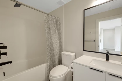 Entry Foyer Photo of 505 6285 King George Boulevard, Surrey, BC