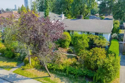 6544 Elwell Street, Burnaby, BC, Burnaby — Single Family Residence for sale
