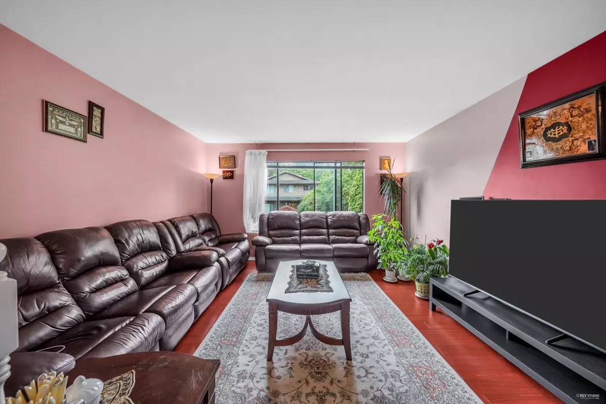 Living Room Photo of 1112 Hansard Crescent, Coquitlam, BC