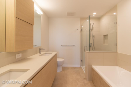 1702 2186 Gilmore Avenue, Burnaby, BC, Burnaby — Apartment/Condo for sale