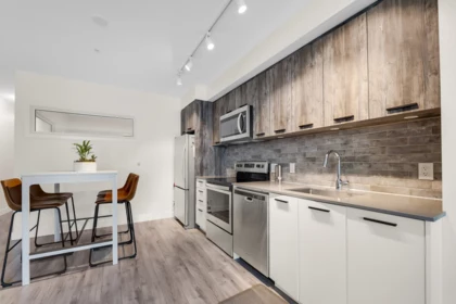 Kitchen Photo of 305 38013 Third Avenue, Squamish, BC