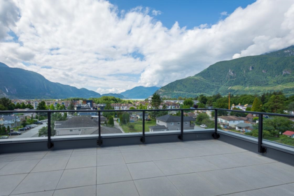 Outdoor Patio Photo of 305 38013 Third Avenue, Squamish, BC