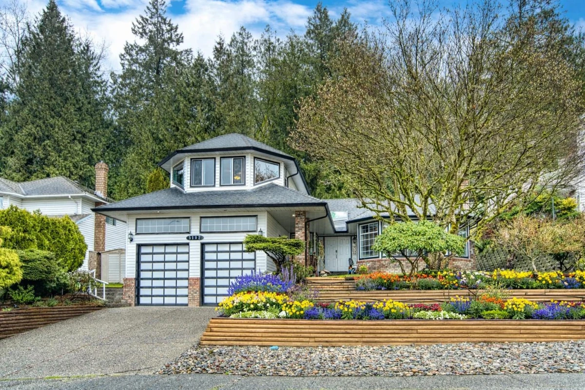 Family Room Photo of 5102 219a Street, Langley, BC