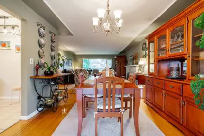 Breakfast Nook Photo of 13789 Bentley Road, Surrey, BC