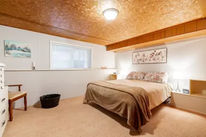Mudroom Photo of 13789 Bentley Road, Surrey, BC