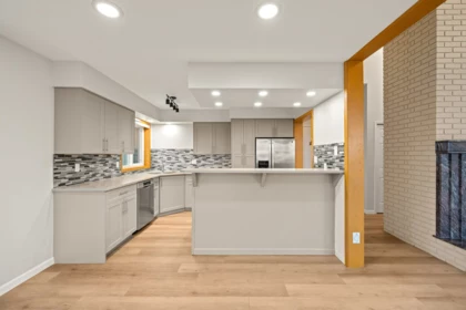 Breakfast Nook Photo of 3 3755 Clearbrook Road, Abbotsford, BC