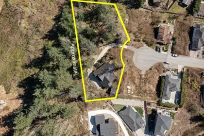 5628 Medusa Place, Sechelt, BC, Sechelt — Single Family Residence for sale