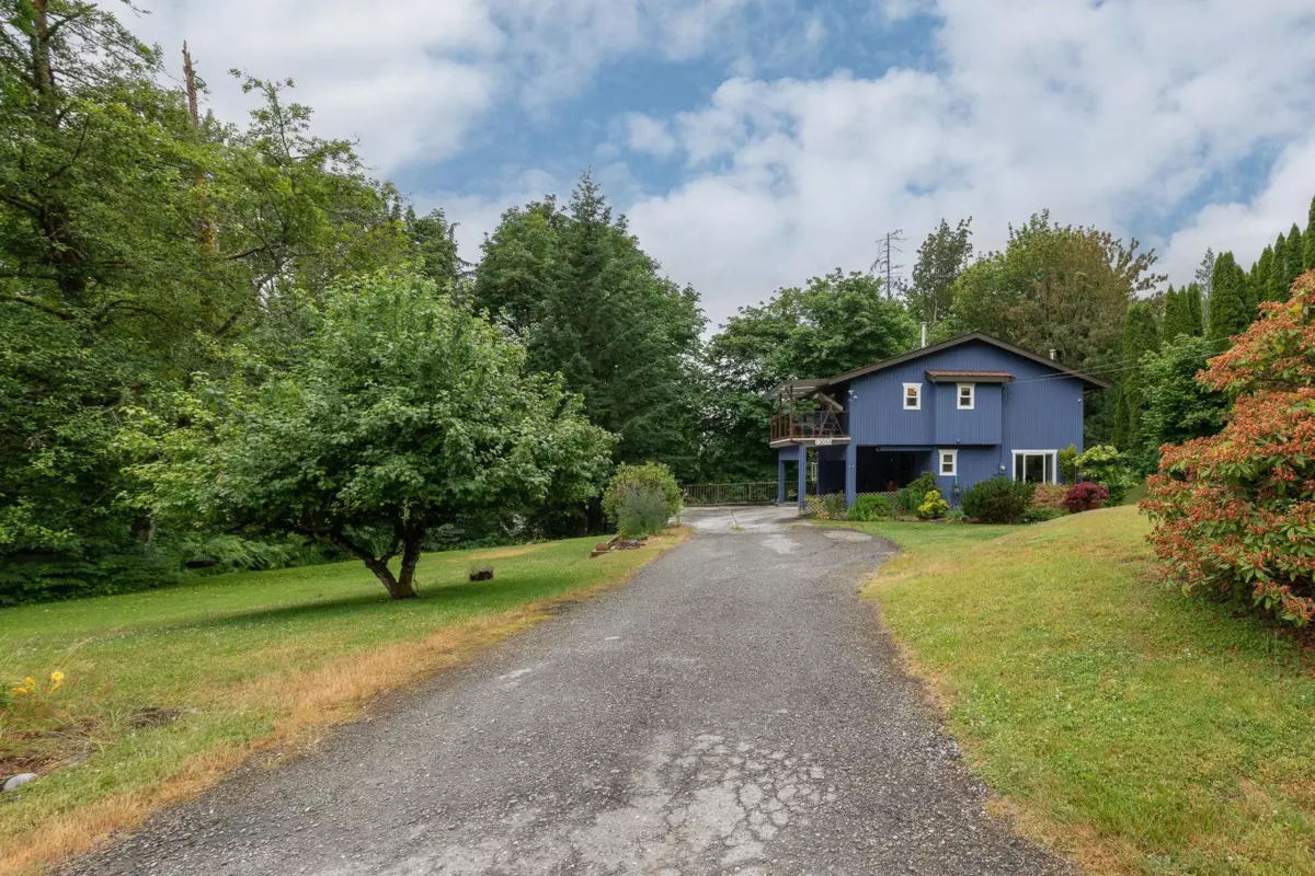 Family Room Photo of 13055 238 Street, Maple Ridge, BC