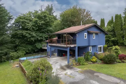 Breakfast Nook Photo of 13055 238 Street, Maple Ridge, BC