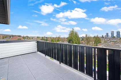 Garden / Landscaping Photo of 3 4855 Venables Street, Burnaby, BC