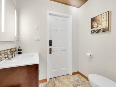 Powder Room Photo of 21004 43 Avenue, Langley, BC