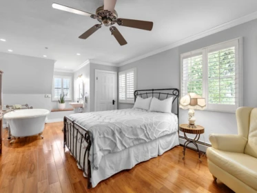 Primary Bedroom Photo of 21004 43 Avenue, Langley, BC