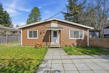 Outdoor Patio Photo of 5707 Medusa Street, Sechelt, BC