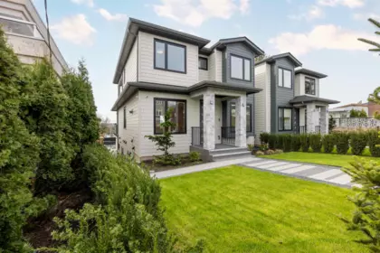 6252 Kitchener Street, Burnaby, BC, Burnaby — Half Duplex for sale