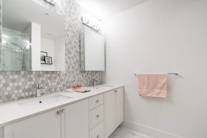 Office / Den Photo of 506 4477 Hastings Street, Burnaby, BC