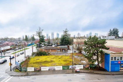 Outdoor Deck Photo of 506 4477 Hastings Street, Burnaby, BC