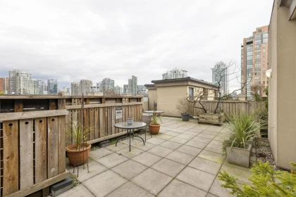 Laundry Room Photo of 503 1216 Homer Street, Vancouver, BC