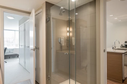 Hallway Photo of 319 135 E 17th Street, North Vancouver, BC