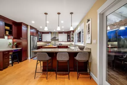 Breakfast Nook Photo of 2374 Nelson Avenue, West Vancouver, BC