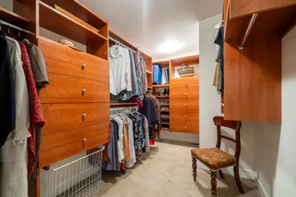Walk-In Closet Photo of 2374 Nelson Avenue, West Vancouver, BC
