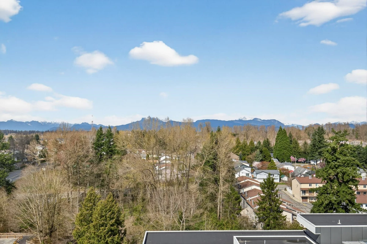 Family Room Photo of 1006 27254 Aldergrove Town Centre Drive, Langley, BC