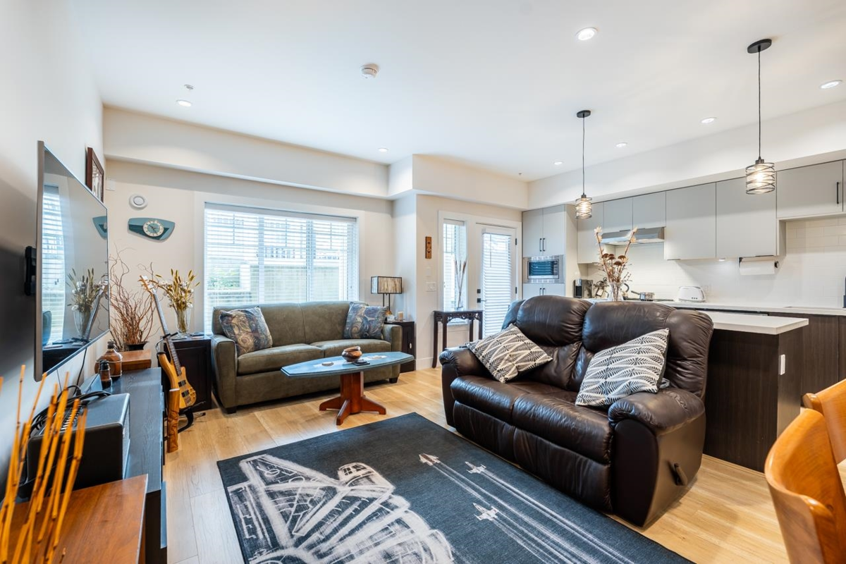 Kitchen Photo of 2306 Spring Street, Port Moody, BC